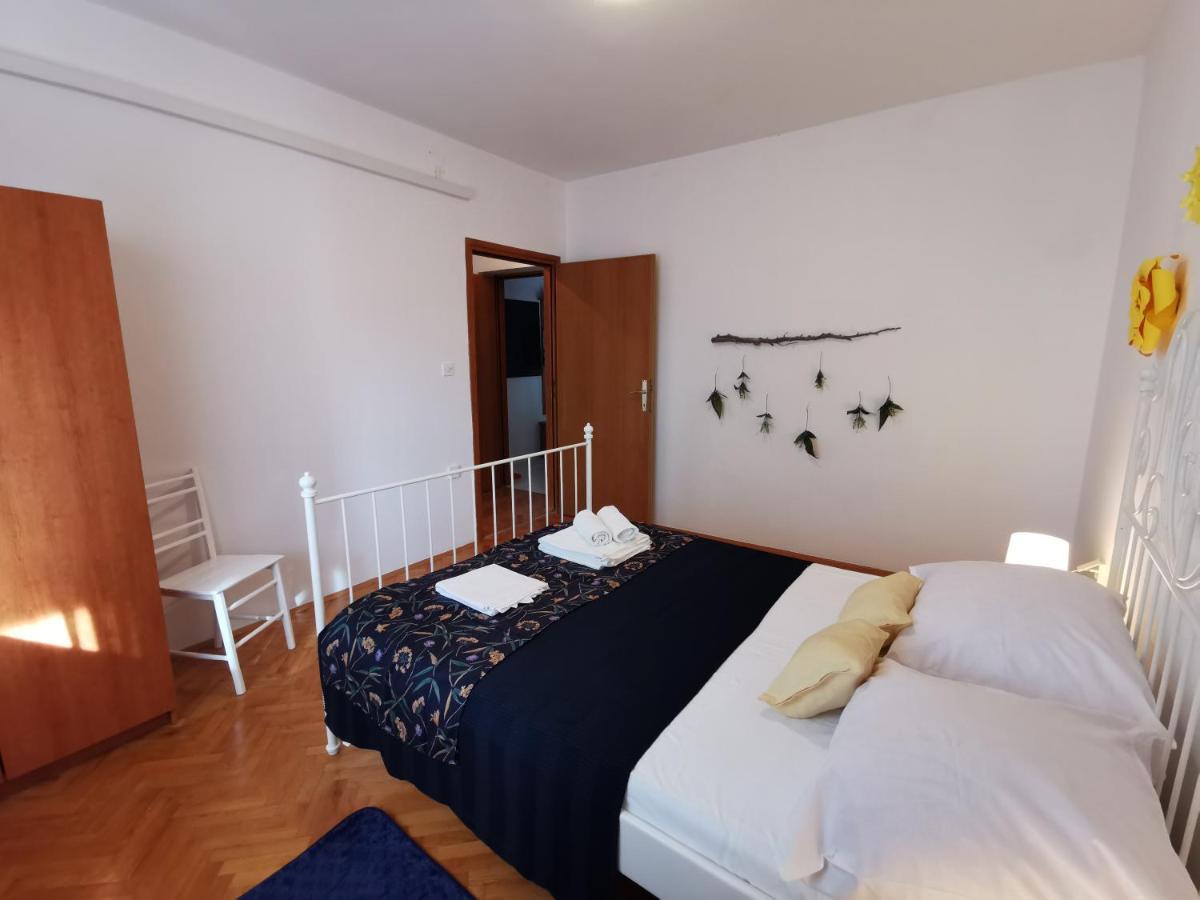 פג Apartments Lucia מראה חיצוני תמונה
